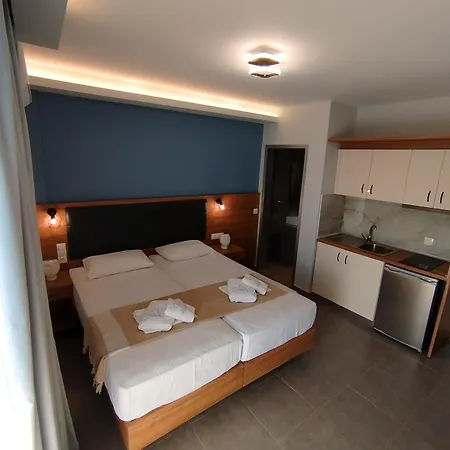 Aegean Blue & Λεπτοκαρυά