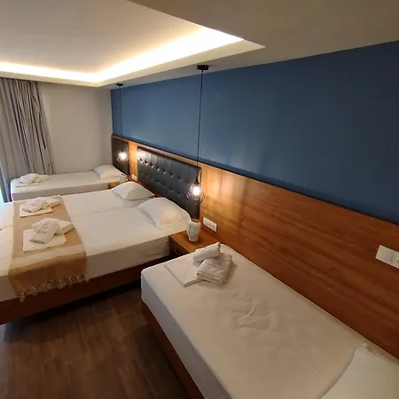 Aegean Blue & Λεπτοκαρυά